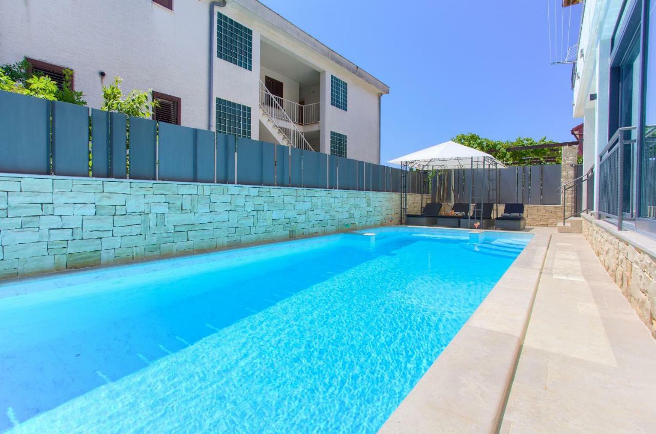 Luxury Vall Apartment Veglia Exterior foto