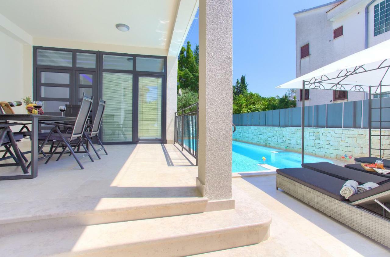 Luxury Vall Apartment Veglia Exterior foto