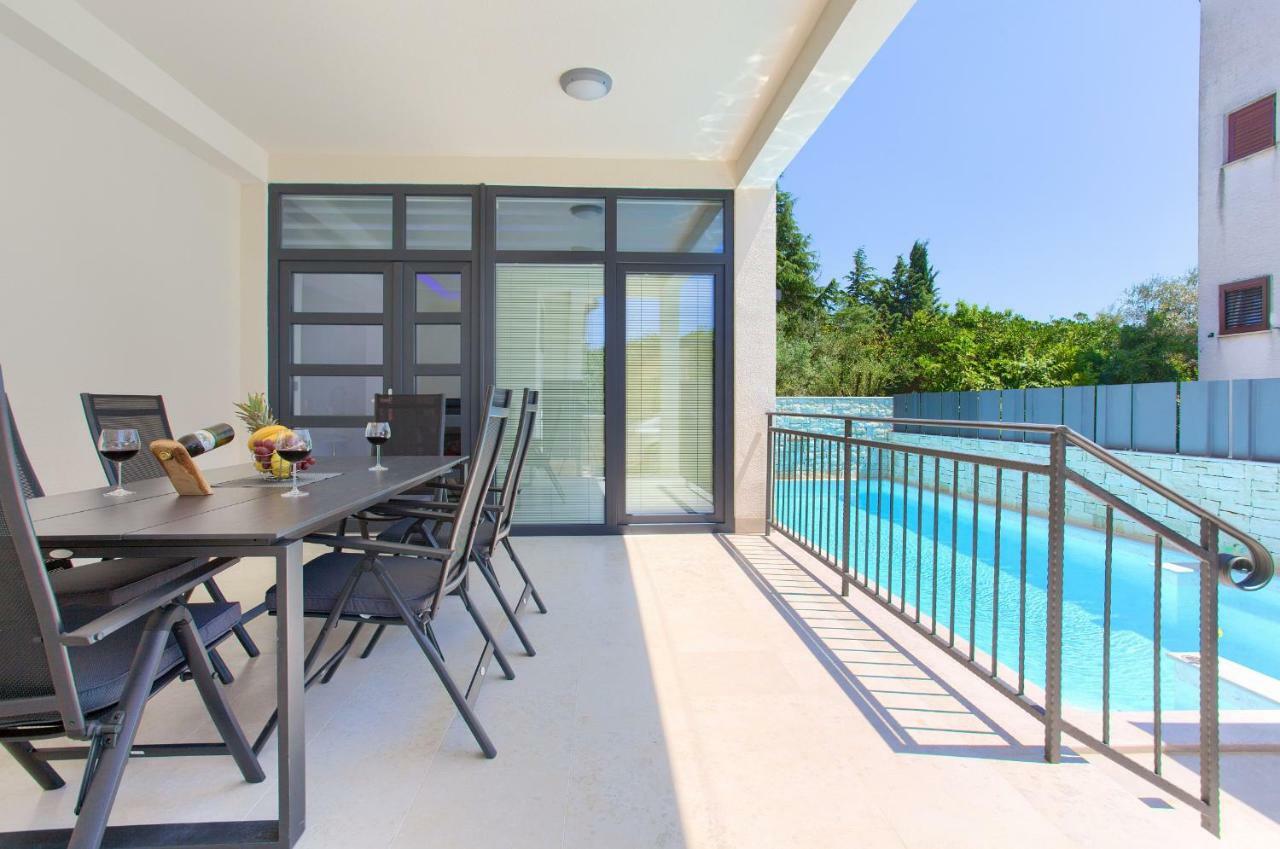 Luxury Vall Apartment Veglia Exterior foto